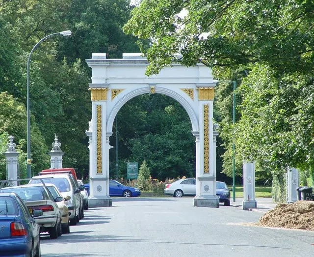 Pearson Park, the local landmark of HU5