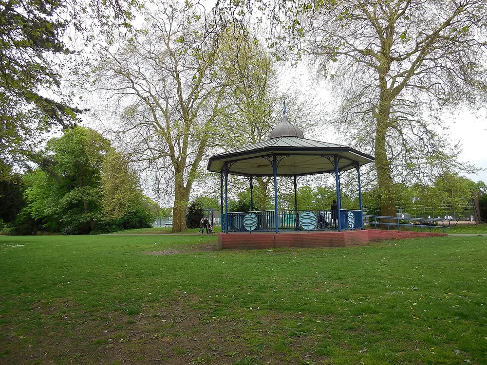 Canbury Gardens, the local landmark of KT2