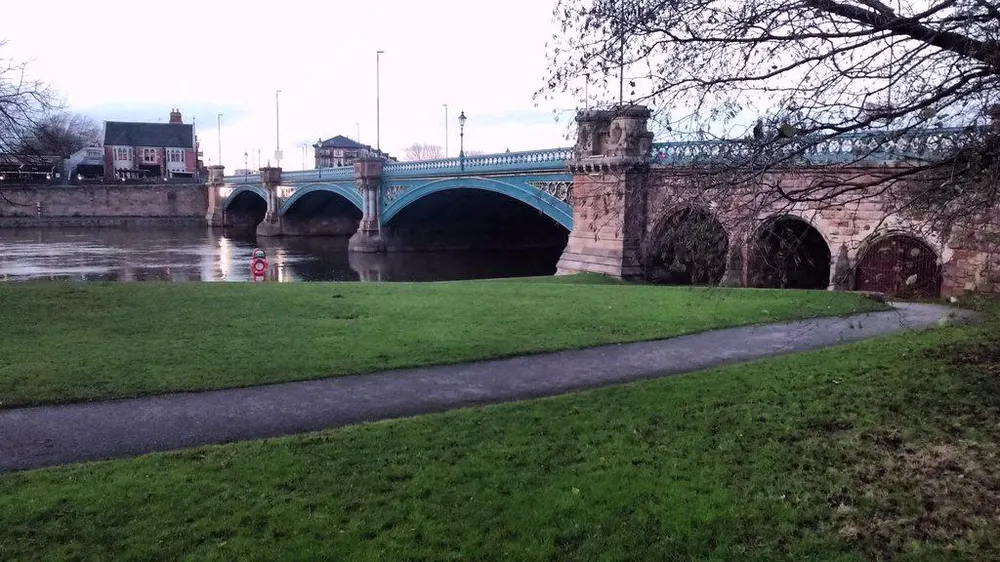 Trent Bridge (bridge), the local landmark of NG2