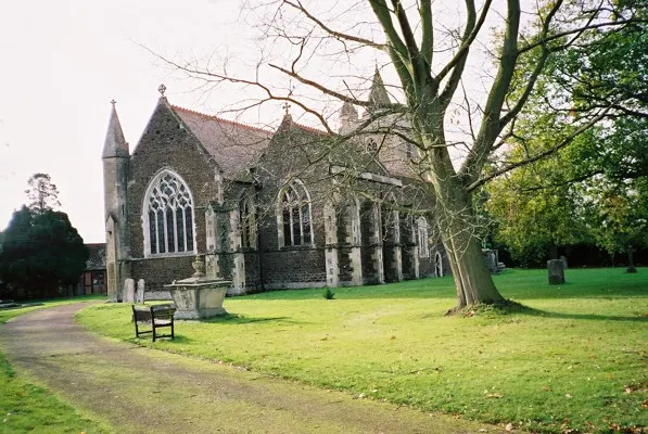 Warfield Church, the local landmark of RG42