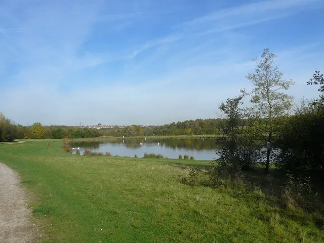 Rother Valley Country Park, the local landmark of S20