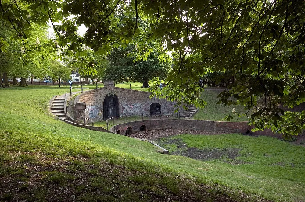 Carshalton Park, the local landmark of SM5