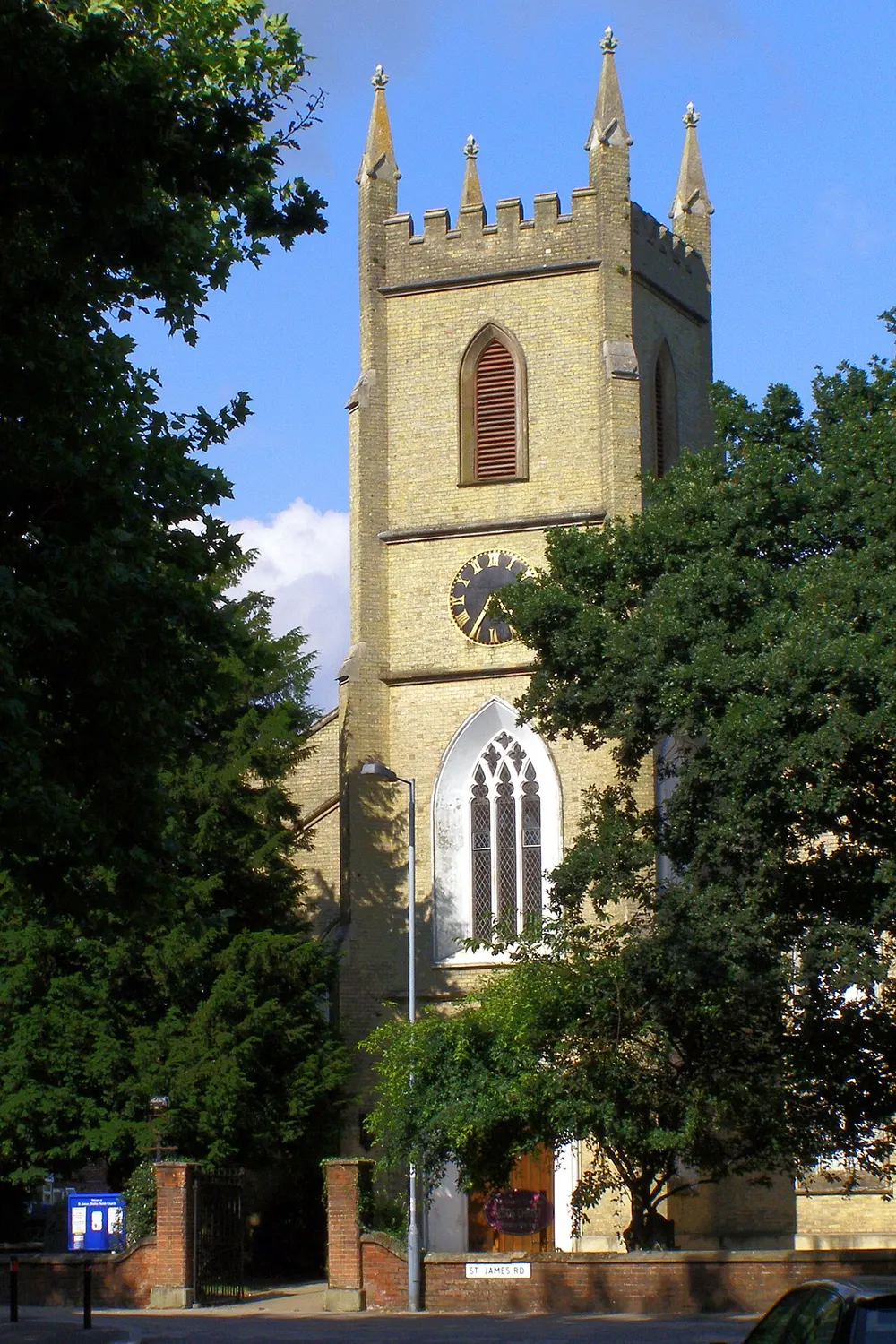 Shirley Parish Church, the local landmark of SO15