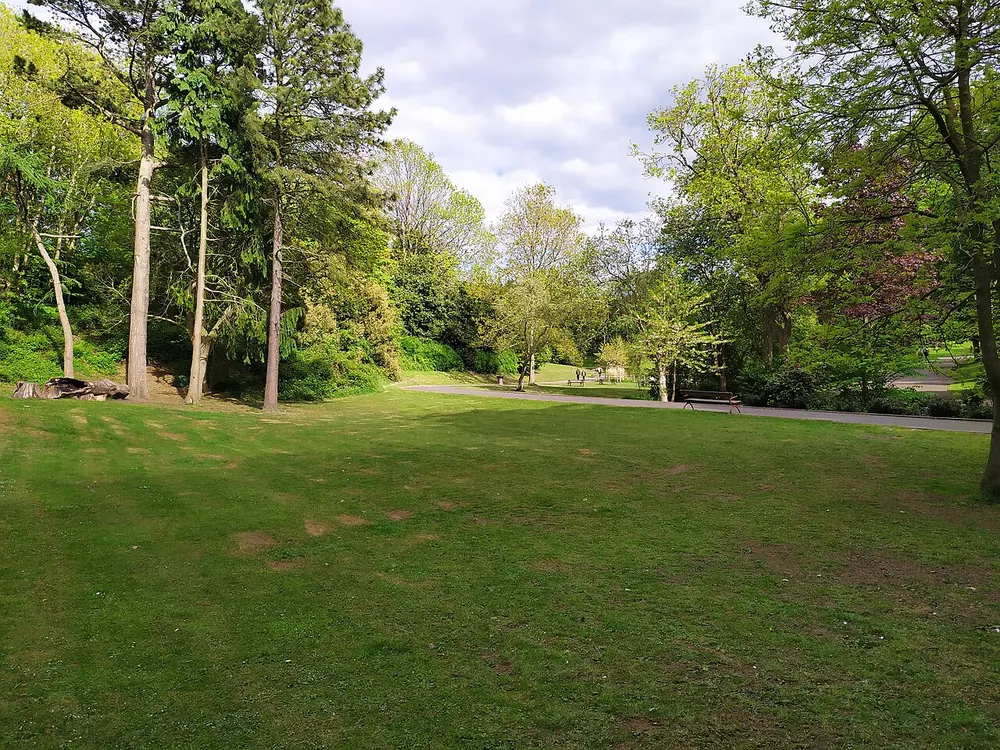 Barnes Park, the local landmark of SR4