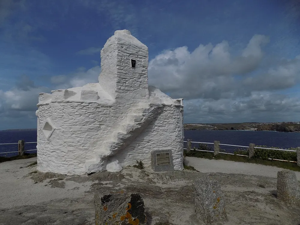 Huer's Hut, the local landmark of TR7