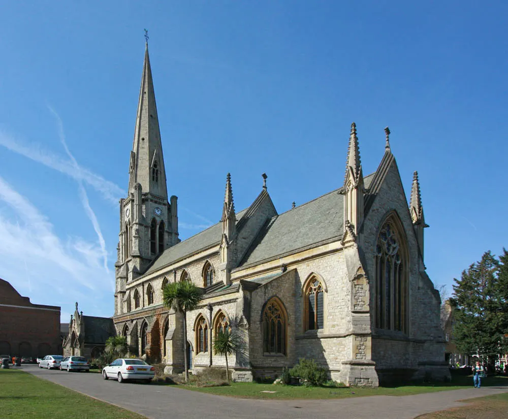 Christ the Saviour Church, Ealing, the local landmark of W5